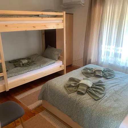 Popovi * Симитли