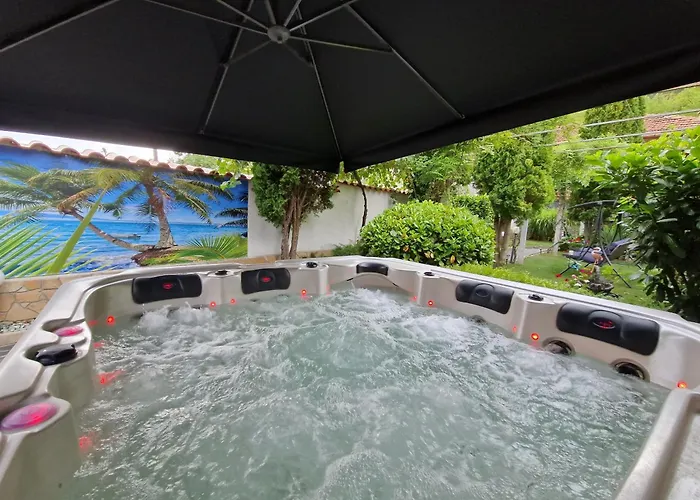 Popovi Willa Simitli