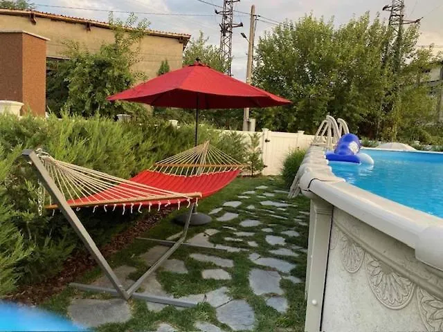 Popovi Willa Simitli